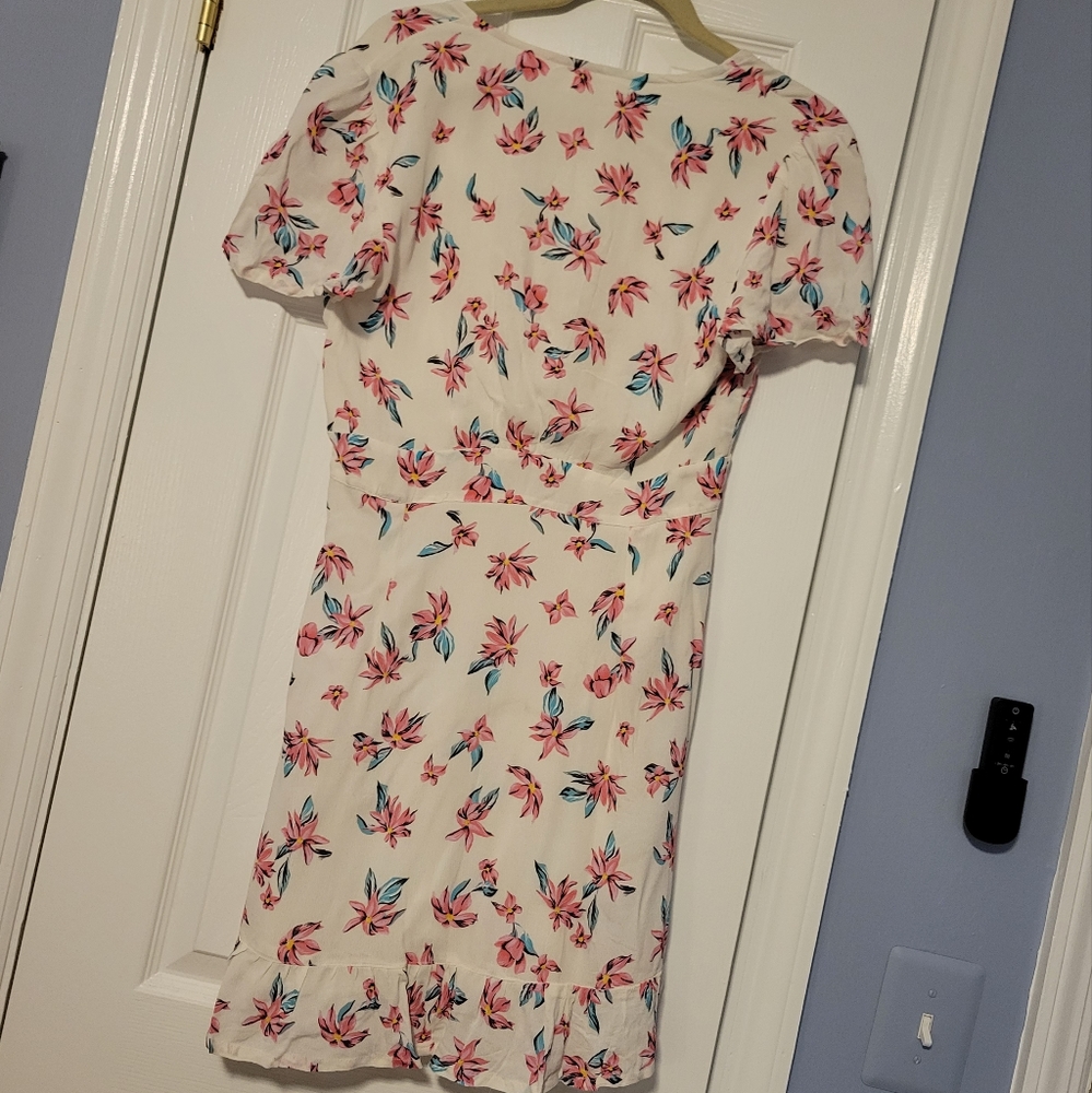 Rahi Floral Dress - Picture 3 of 5